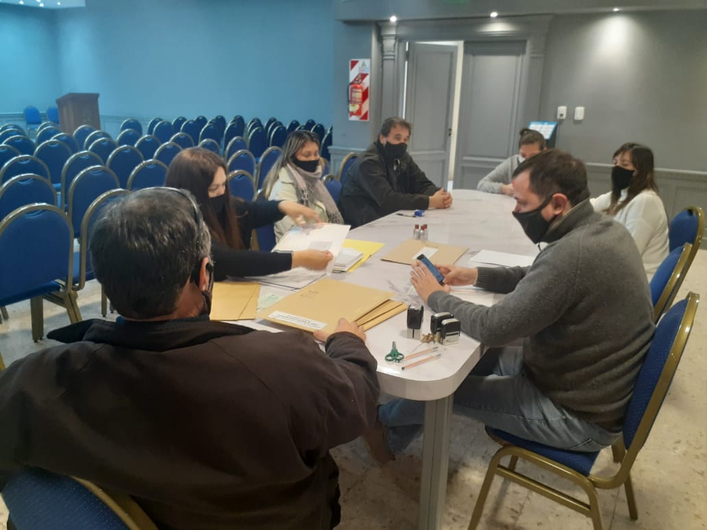 apertura de sobres lic 10.21