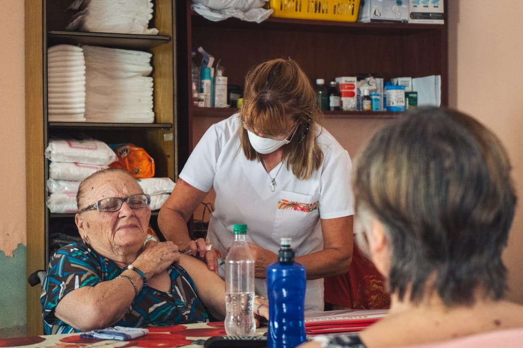 vacunacion geriatrico 02