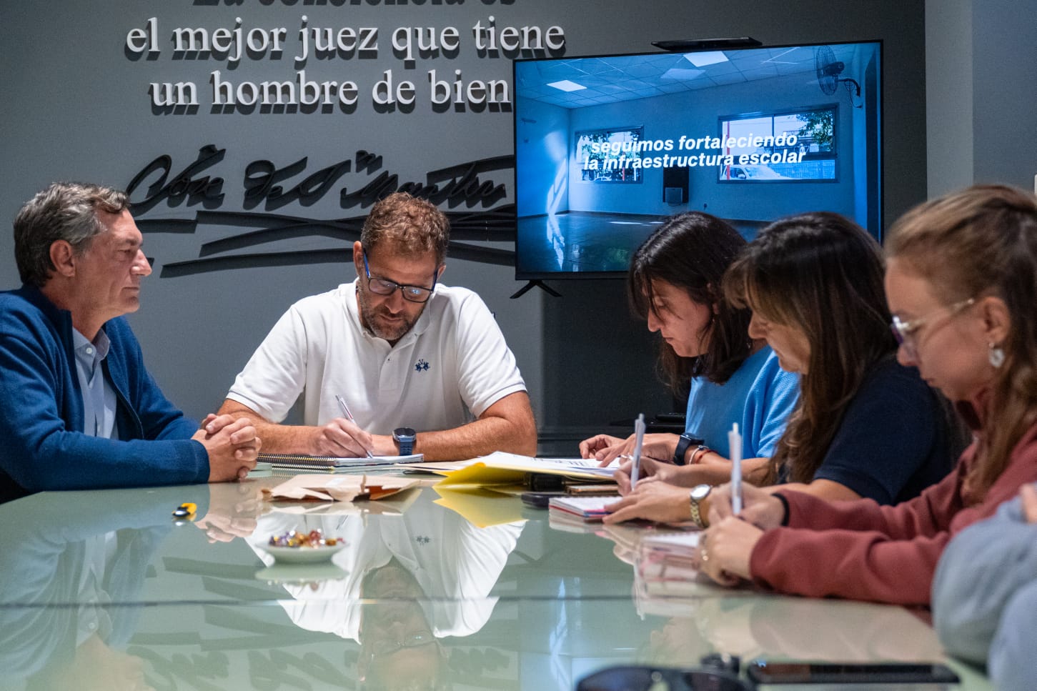 Apertura de sobres Licitación Pública N° 04/2026